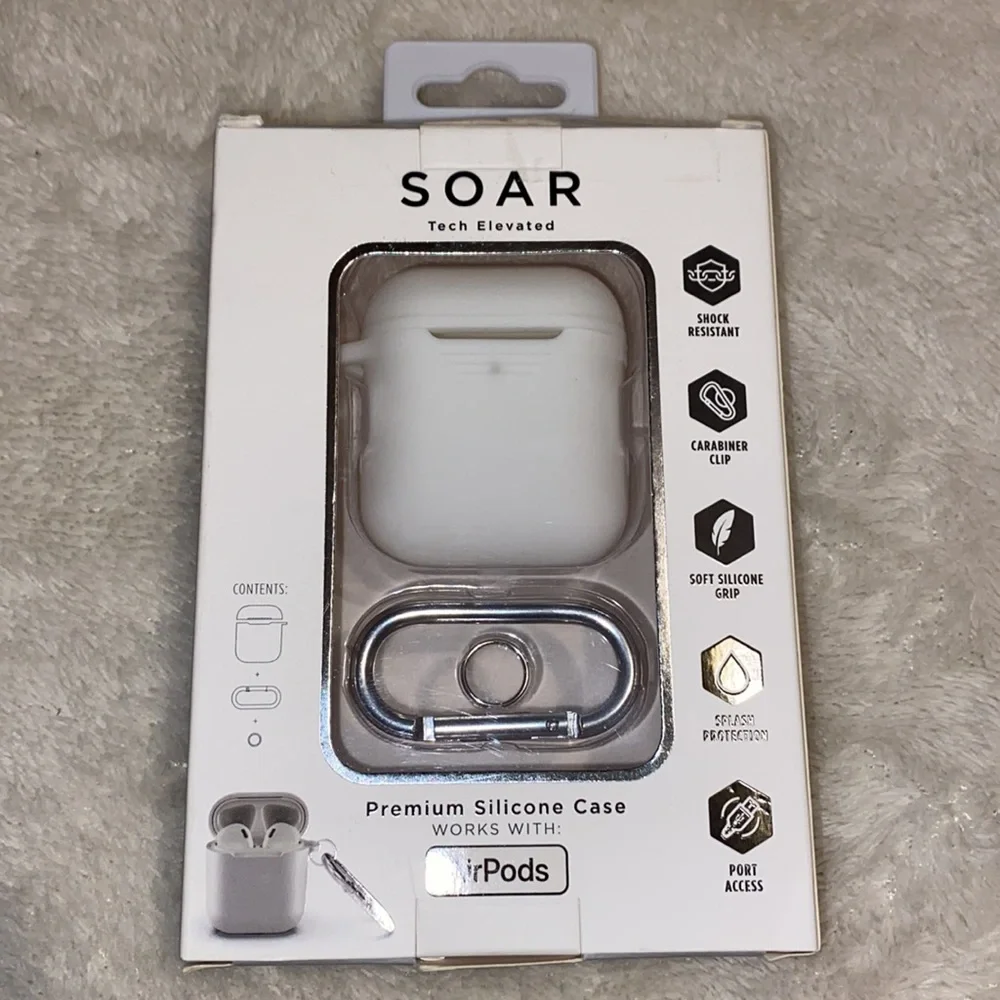 🤍NWT SOAR Tech Elevated Premium Silicone Case